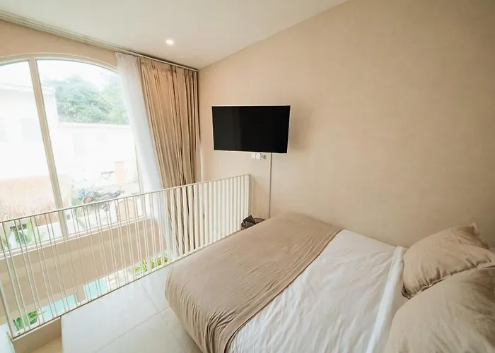Vida - Stylish 1-bedroom With Private Pool
